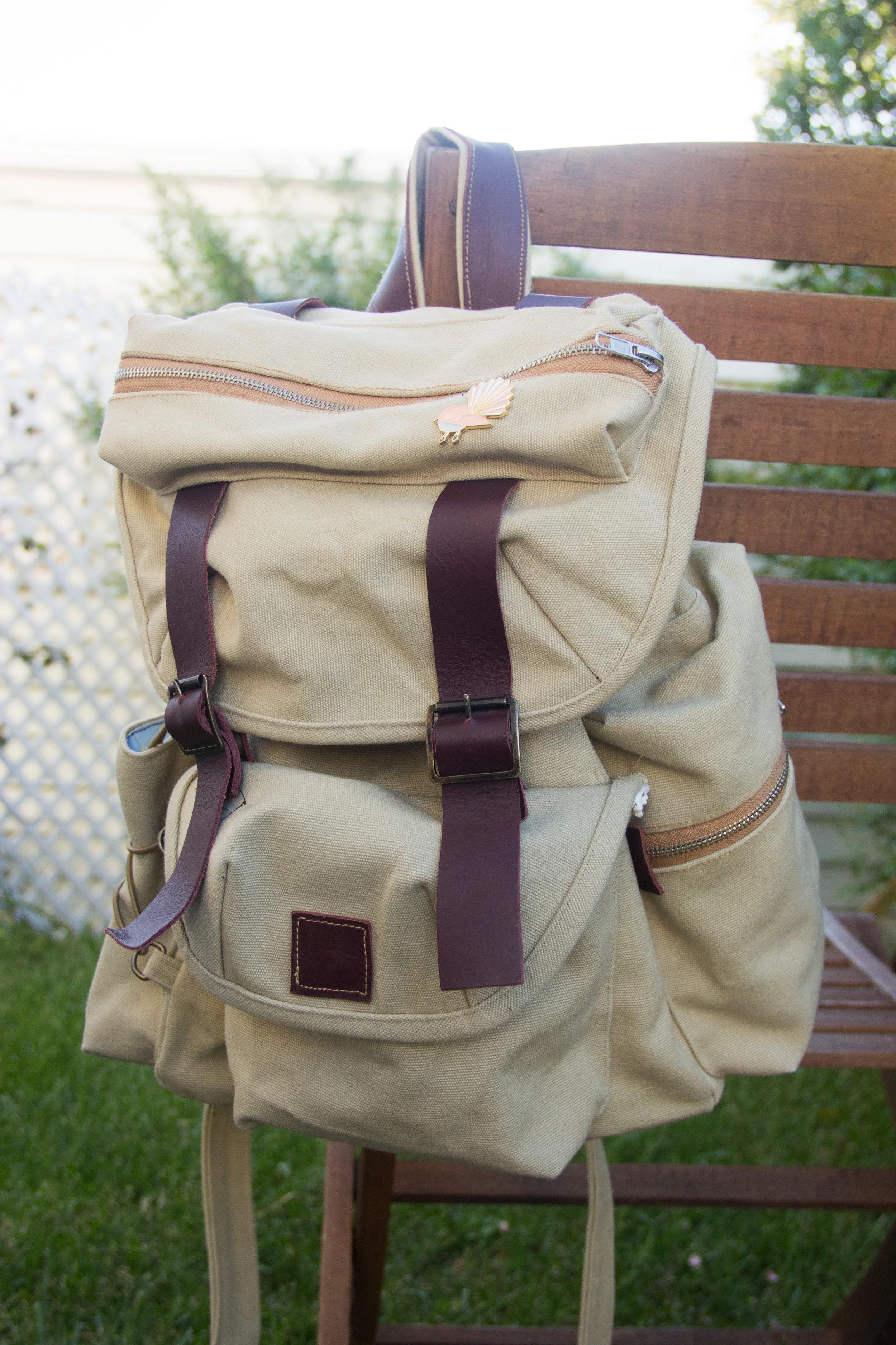 リュック・バックパック 00s archive motherhouse backpack canvas Antique Square Backpack – MOTHERHOUSE SINGAPORE